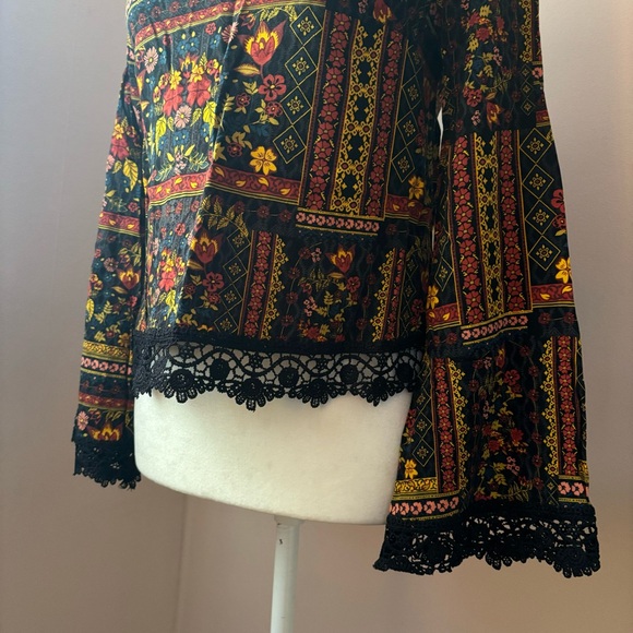 H&M x Coachella Printed Top - Picture 5 of 6